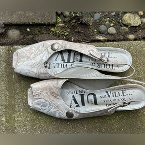 Un Tour en Ville summer flat